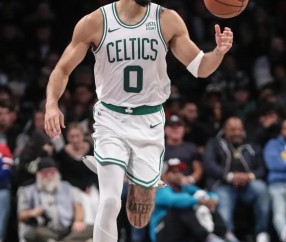  塔图姆赛事官方发布战术调整新规，老鹰争议不断！-爱游戏直播